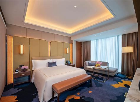 solaire hotel price
